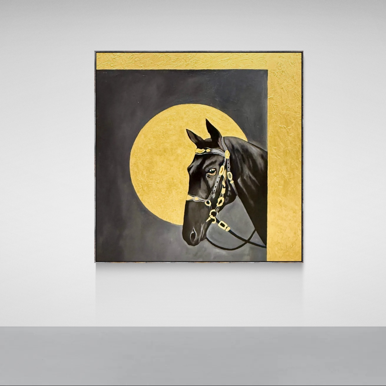 Midnight Majesty in Gold